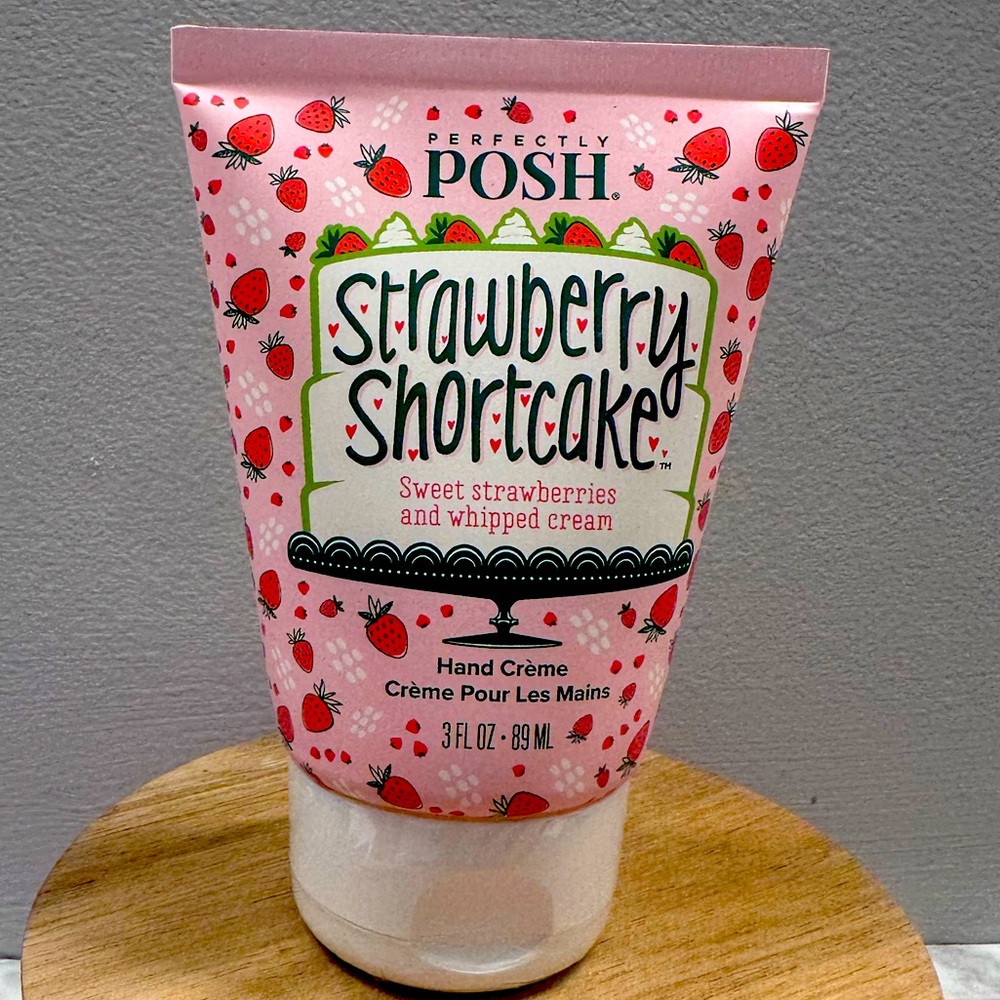 Perfectly Posh Strawberry 🍓 Shortcake Hand Cream